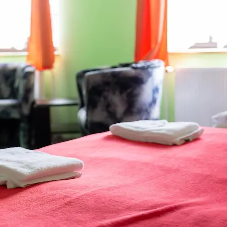 U Prazaka بيت ضيافة *